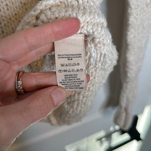 Free People 100% Cotton Distressed‎ Cream Sweater - XS - Picture 4 of 5